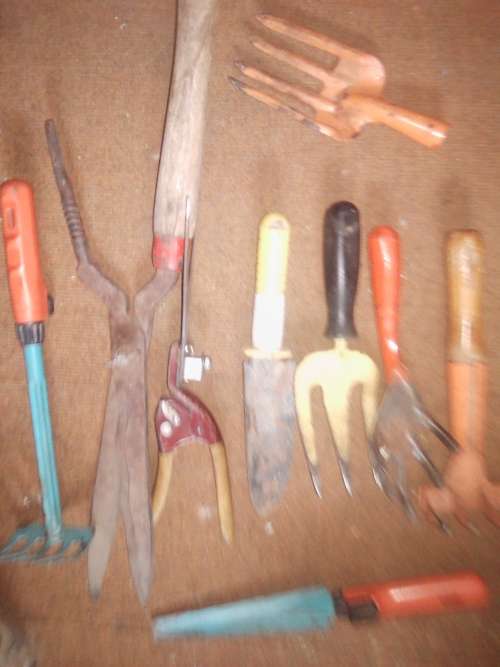 LOT GARDEN TOOLS