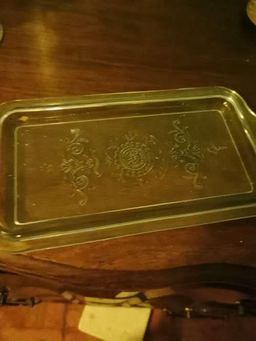 GLASS  OVEN  PYREX DISH