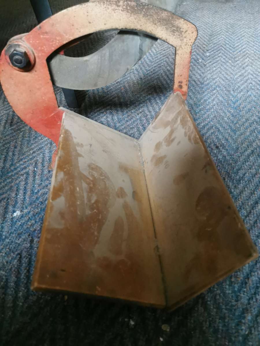 ANTIQUE VICTORIA NR 2 ZASSENHAUS BREAD SLICER