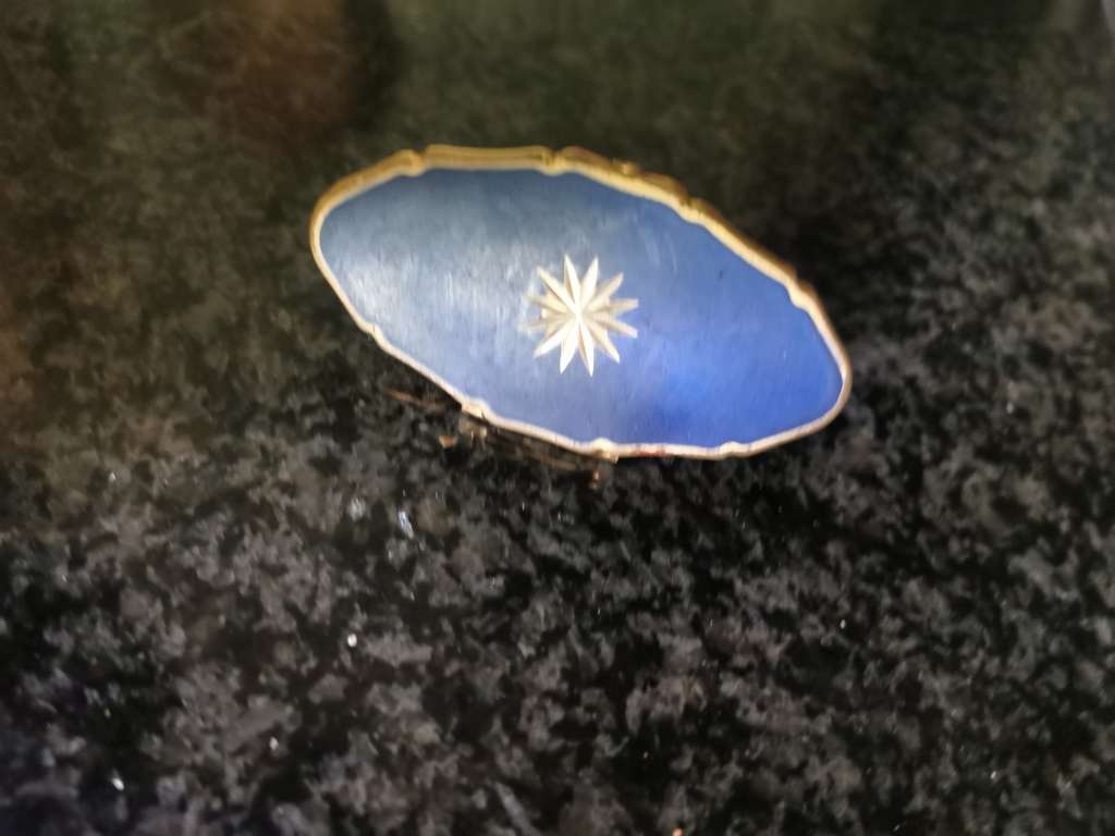 VINTAGE LIPSTICK HOLDER