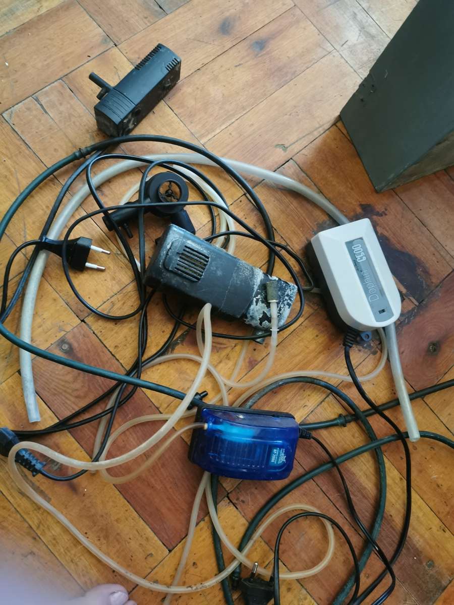 SECONDHAND FISH TENK 2