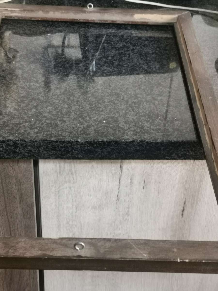 VINTAGE WOODEN FRAME