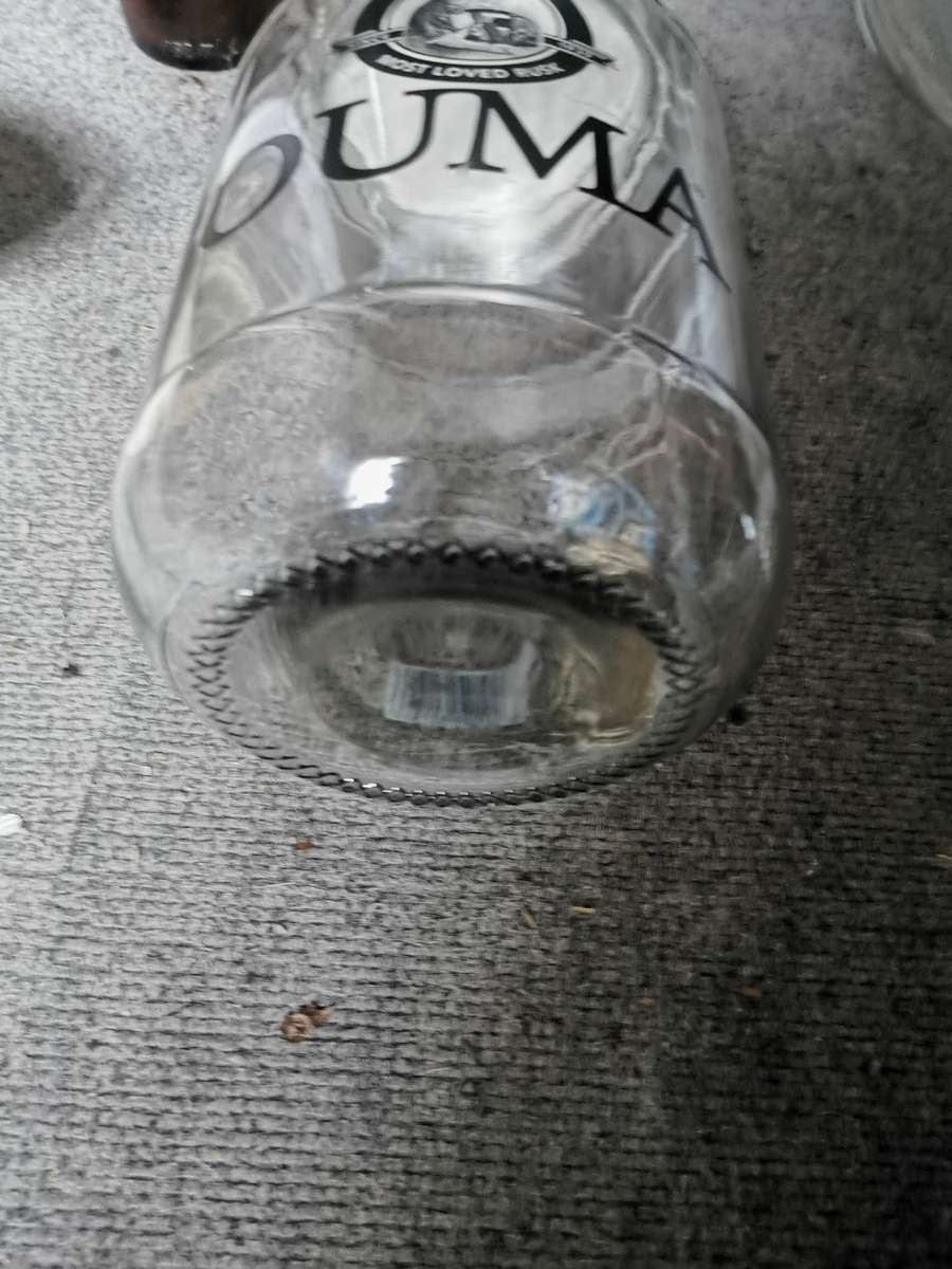 VINTAGE OUMA BESKUIT GLASS JAR WITH LID