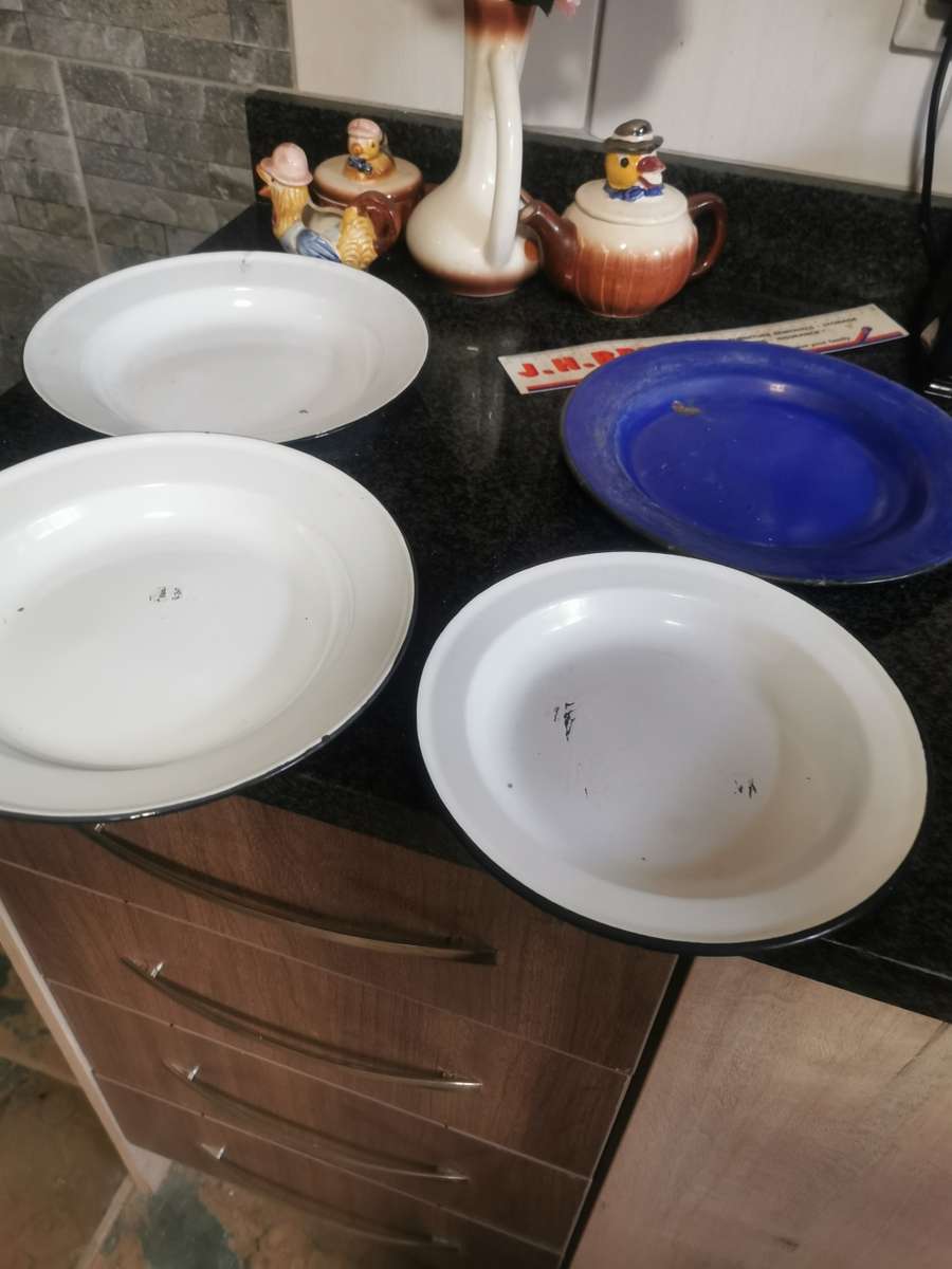 4 ENAMEL PLATES