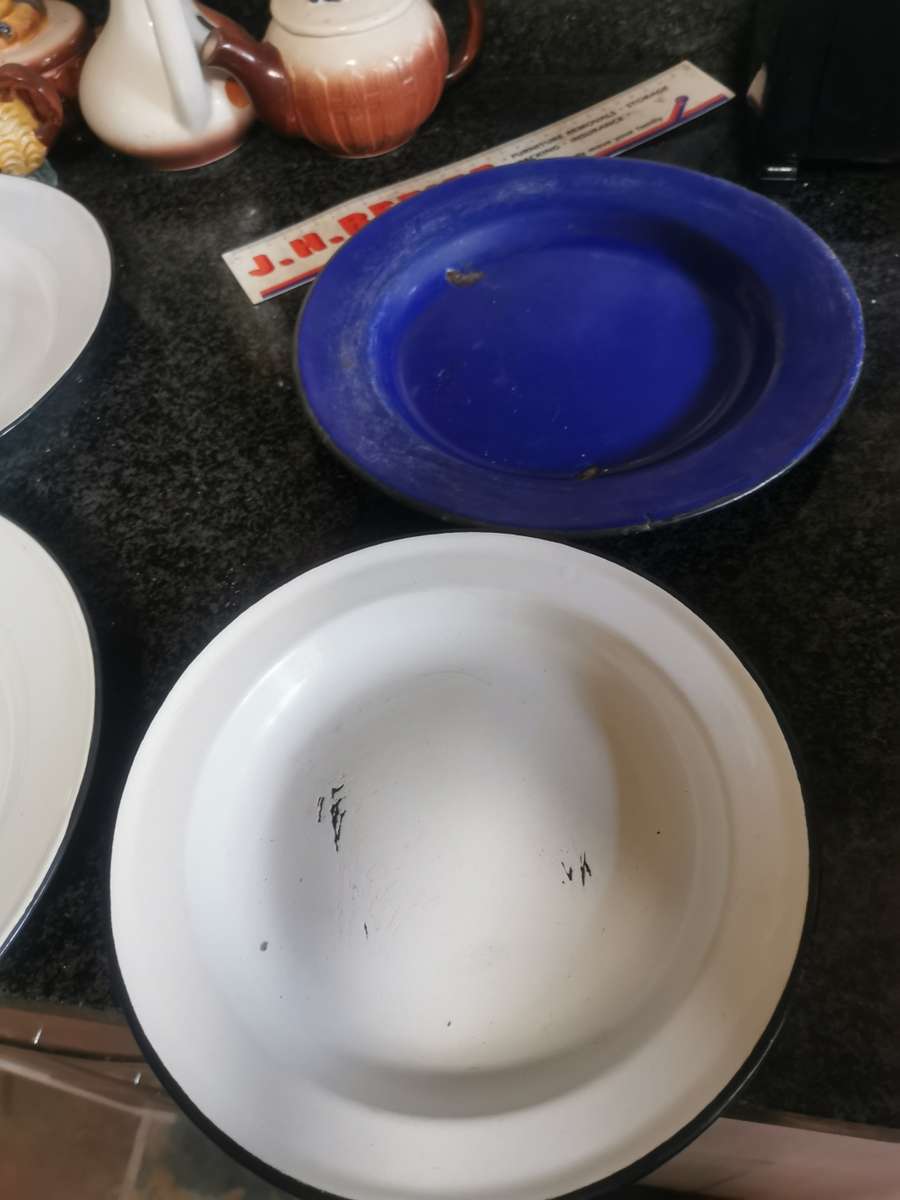 4 ENAMEL PLATES