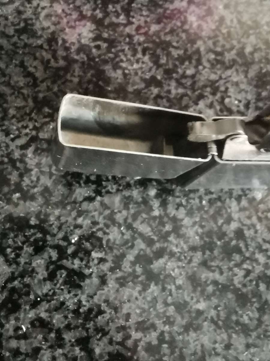 VINTAGE ZIPPO BRADFORD MADE IN ENGLAND