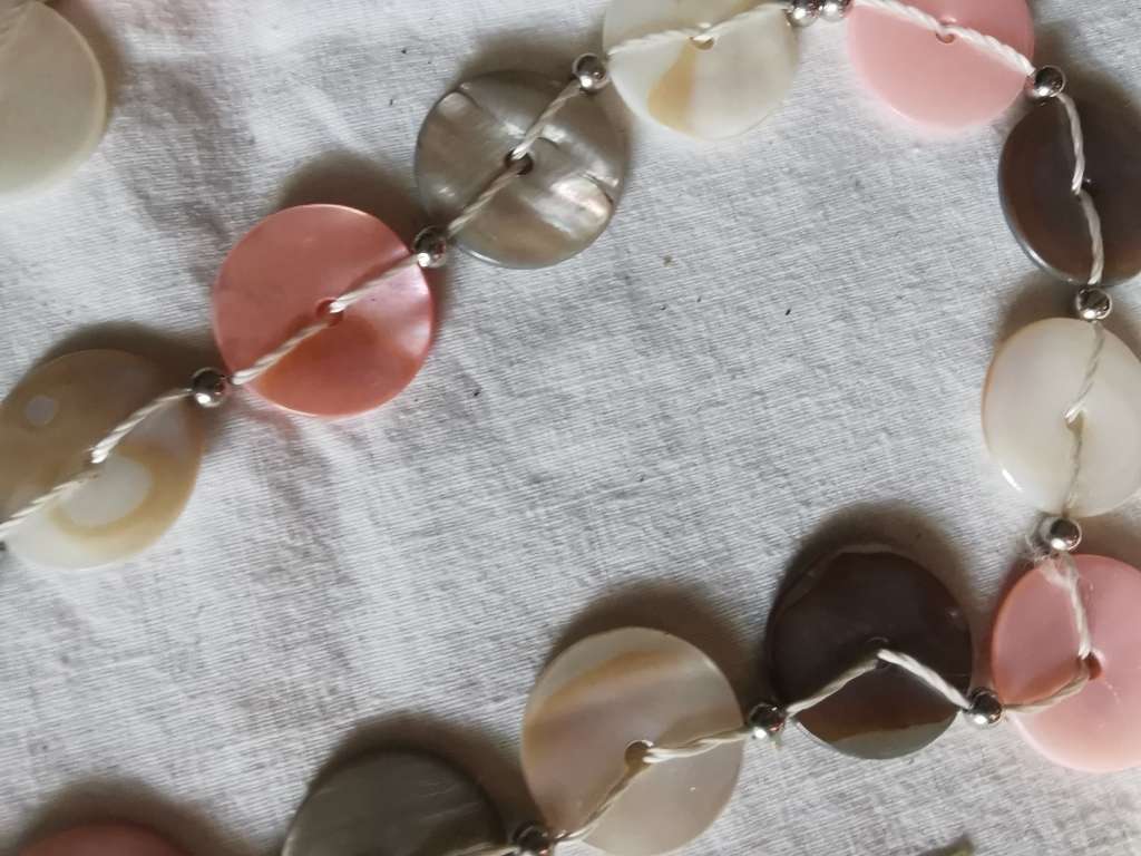 MOTHER OF PEARL STRING