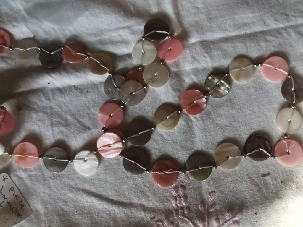 MOTHER OF PEARL STRING