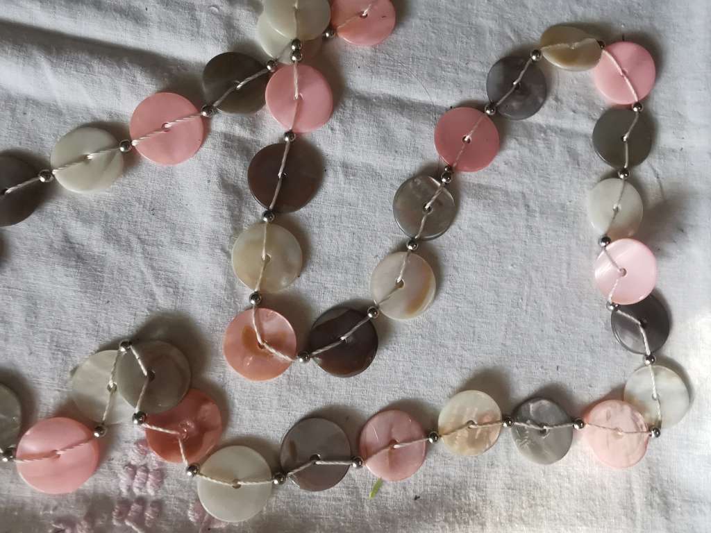 MOTHER OF PEARL STRING