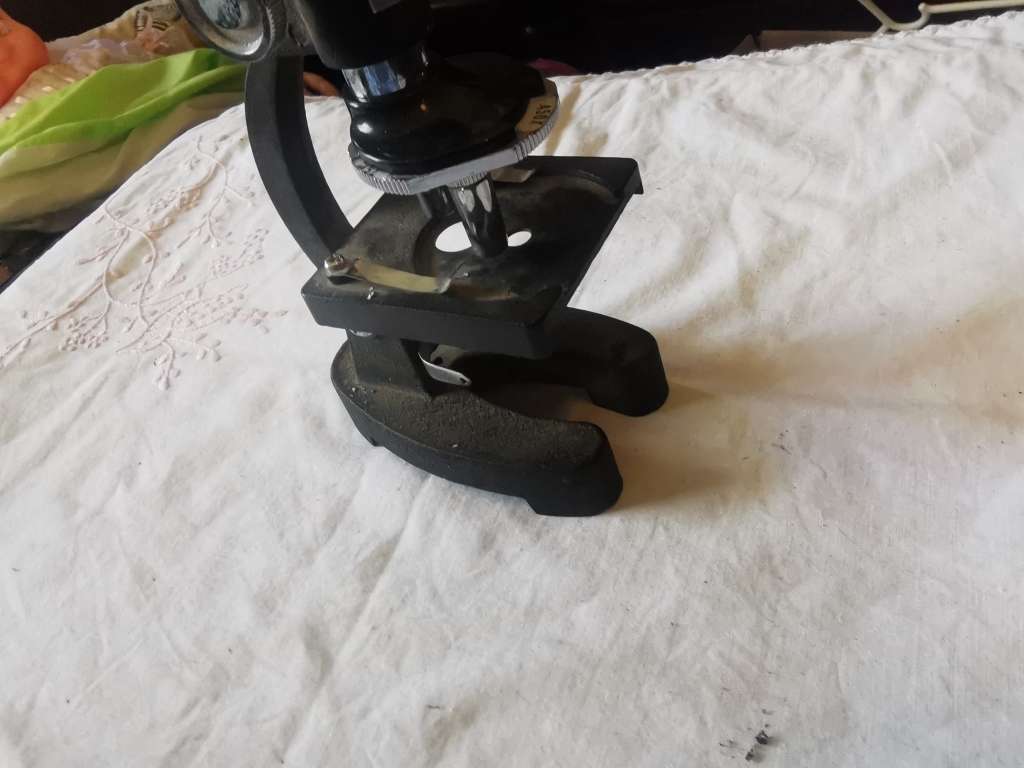 VINTAGE TACON MICROSCOPE