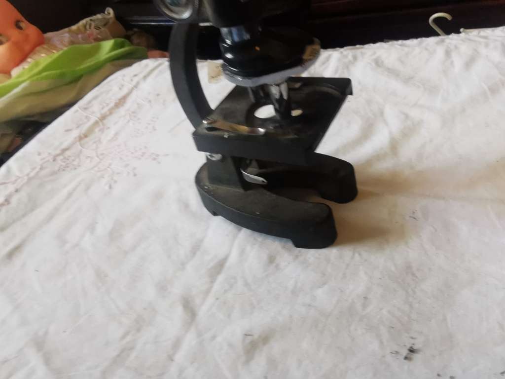 VINTAGE TACON MICROSCOPE