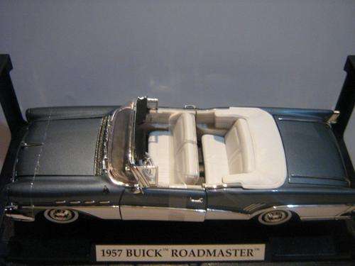 Buick Roadmaster 1957  (Scale 1/18) by Sammlermodell