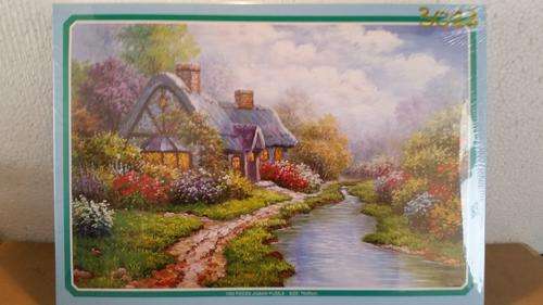 Puzzle : 1000 pcs (75cm X 50cm)