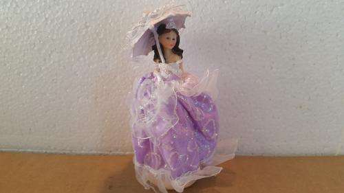 Ornament Doll with Umbrella - Porcelain (130mm)