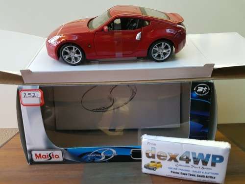 Nissan 370Z 2009 (Scale 1/24) by Maisto