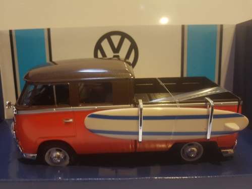 VOLKSWAGEN - Scale 1:24