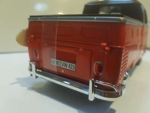 VOLKSWAGEN - Scale 1:24