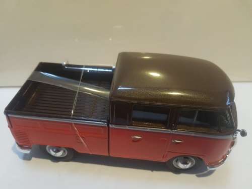 VOLKSWAGEN - Scale 1:24