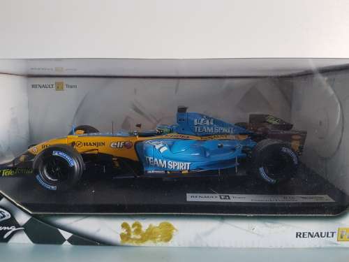 Renault  R26:  F1 Team: Giancarlo Fisichella