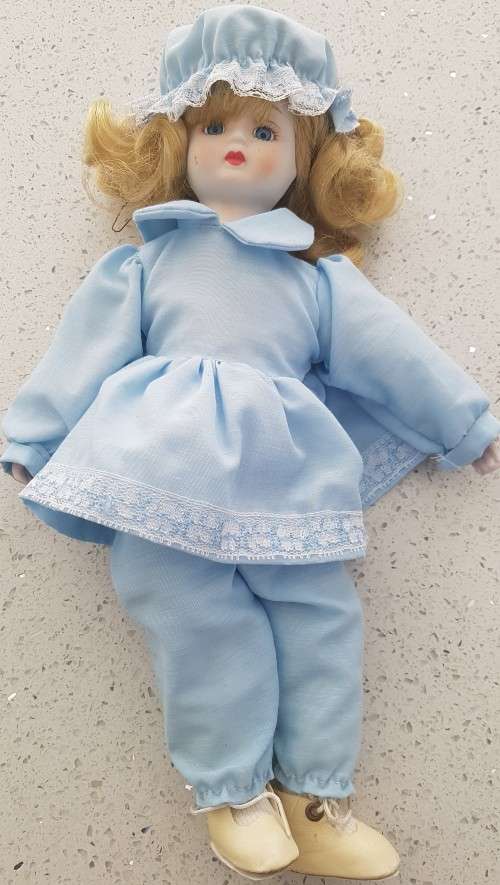 Doll: Porcelain Doll (300mm)