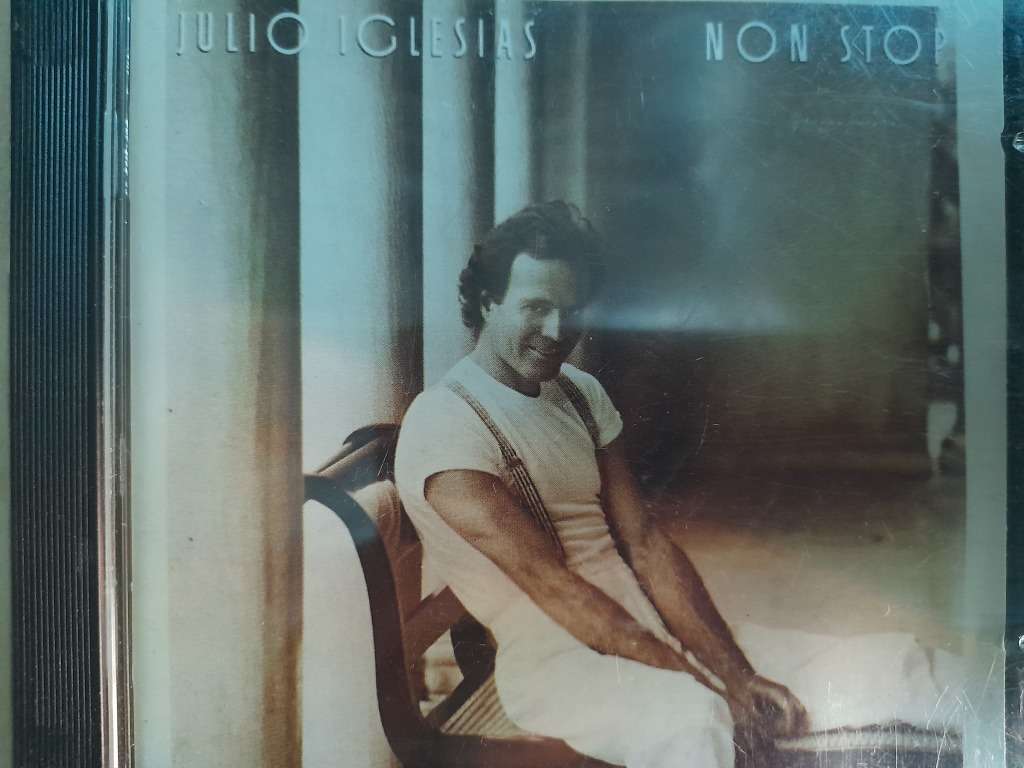 Julio Iglesias - Non Stop