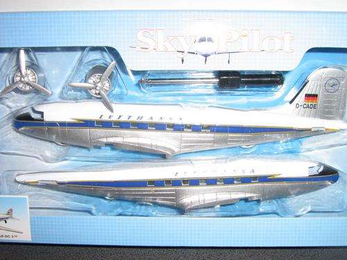 Auction: Douglas DC 3 - Lufthansa - Die Cast (Ages 8+)