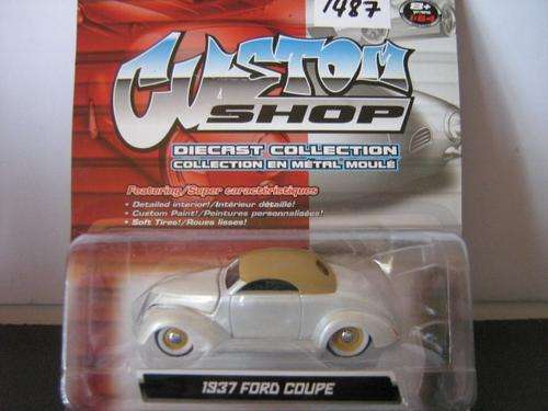 Ford Coupe 1937 (Scale 1/64) by Maisto Custom Shop