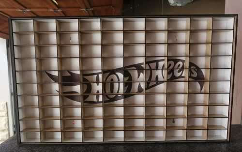 Hotwheels Displays Rack. 100 Cars 1/64 scale