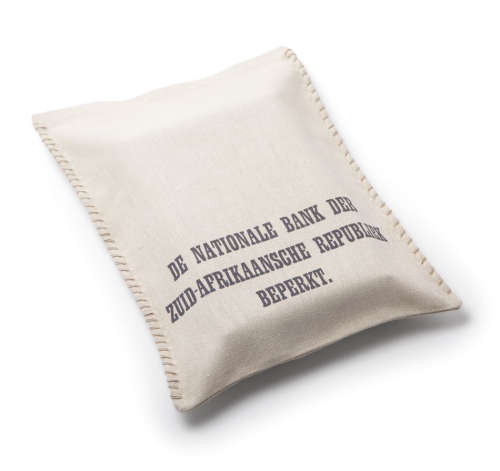 The Lost Hoard Collector Set with Halfpond and 1/10oz Krugerrand