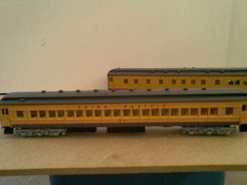 HO 2 UNION PACIFIC COATCHES