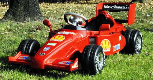 F1 Ride on Kids 12V Rechargeable Battery Powered Car! Fantastic Quality Awesome gift!