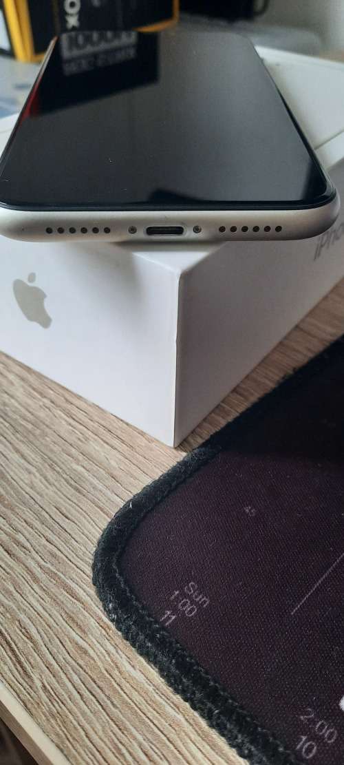 IPhone 11 64GB White