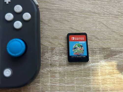 Nintendo Switch Lite + 1 Game + Accessories
