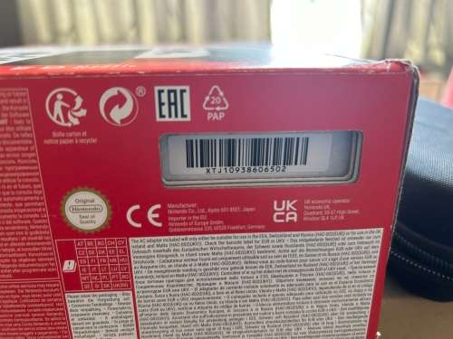 Switch Oled White + 128GB Memory Card+ 2 Games