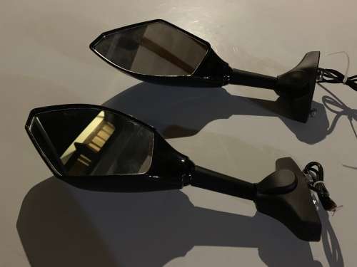 Motorcycle mirror Incl Indicator