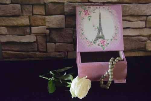 Eiffel Tower jewelry box