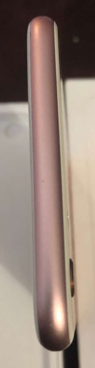 iPhone 6s Plus 64GB Rose Gold - used