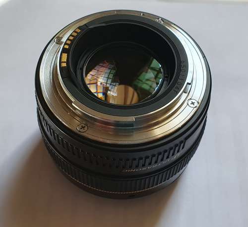 Canon 50mm f/1.4 USM EF Fast Prime Lens