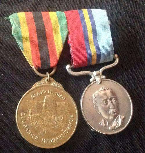 Rhodesian GSM and independence medal. Named and numbered