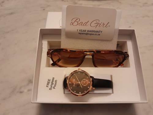 BAD GIRL WATCH AND GLASSES SET