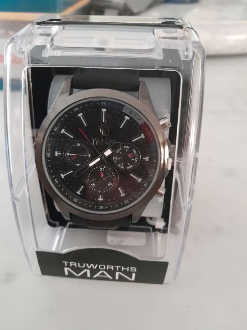 Truworths man watch
