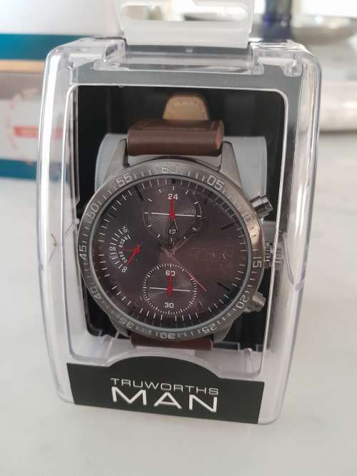Truworths man watch