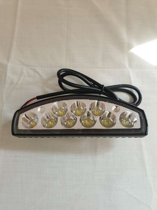 2pc 9 LED Arch Bar Fog Light For Universal Bikes & Cars - White color