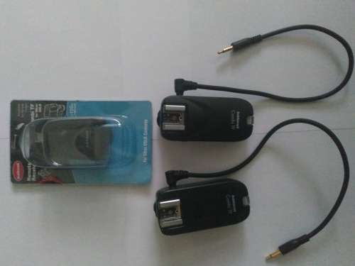 Hahnel remote receiver and flash triggers