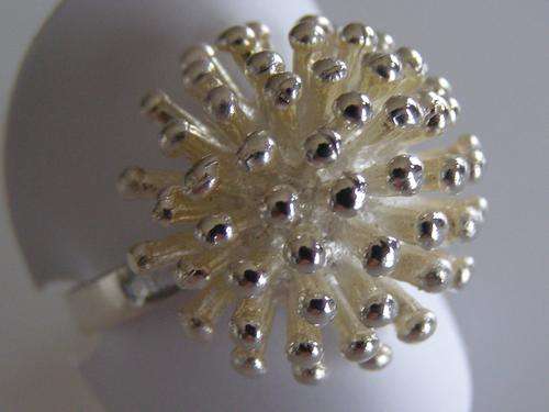 SILVER TONE MODERN RING