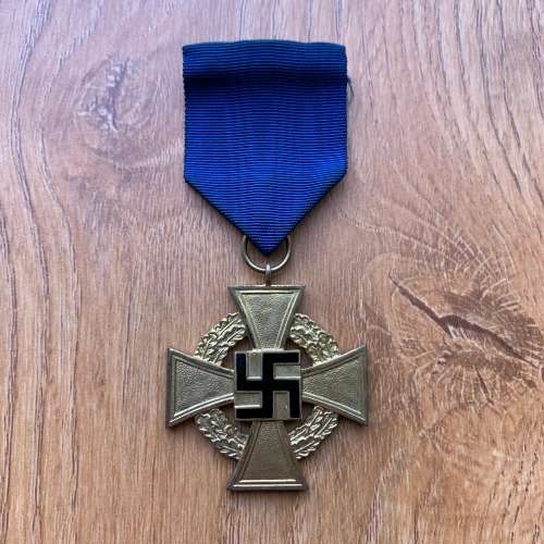 German WW2 Third Reich 25 Years Faithful Service Medal Gold
