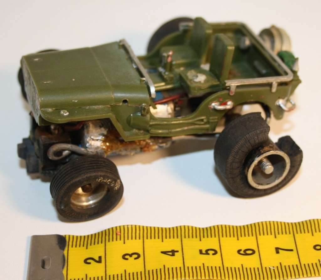 Vintage Scalextric cars (various)  4 cars