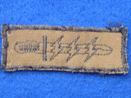 2)61 MECHANISED-CLOTH BREAST BADGE-LOWSATRT!
