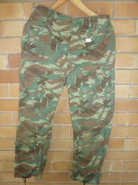 4) A PAIR OFORIGINAL- 32 BATTALION CAMO TROUSER-SIZE-40 CM-GOOD CONDITION-LOW START!