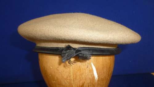 A BRITISH SAS (SPECIAL AIR SERVICE) BEIGE BERET-POST WAR-GOOD CONDITION-LOW START!